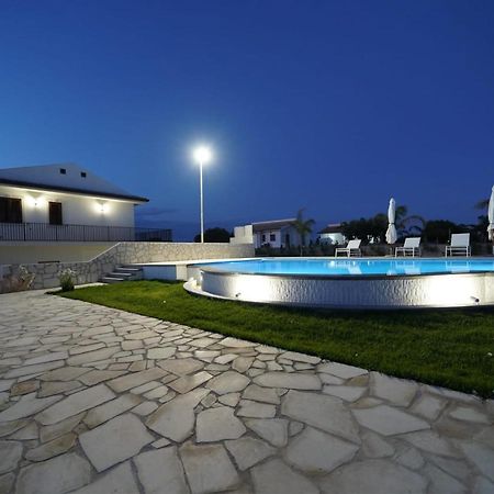 Casa Vacanze Il Mandorlo Scicli Exterior photo