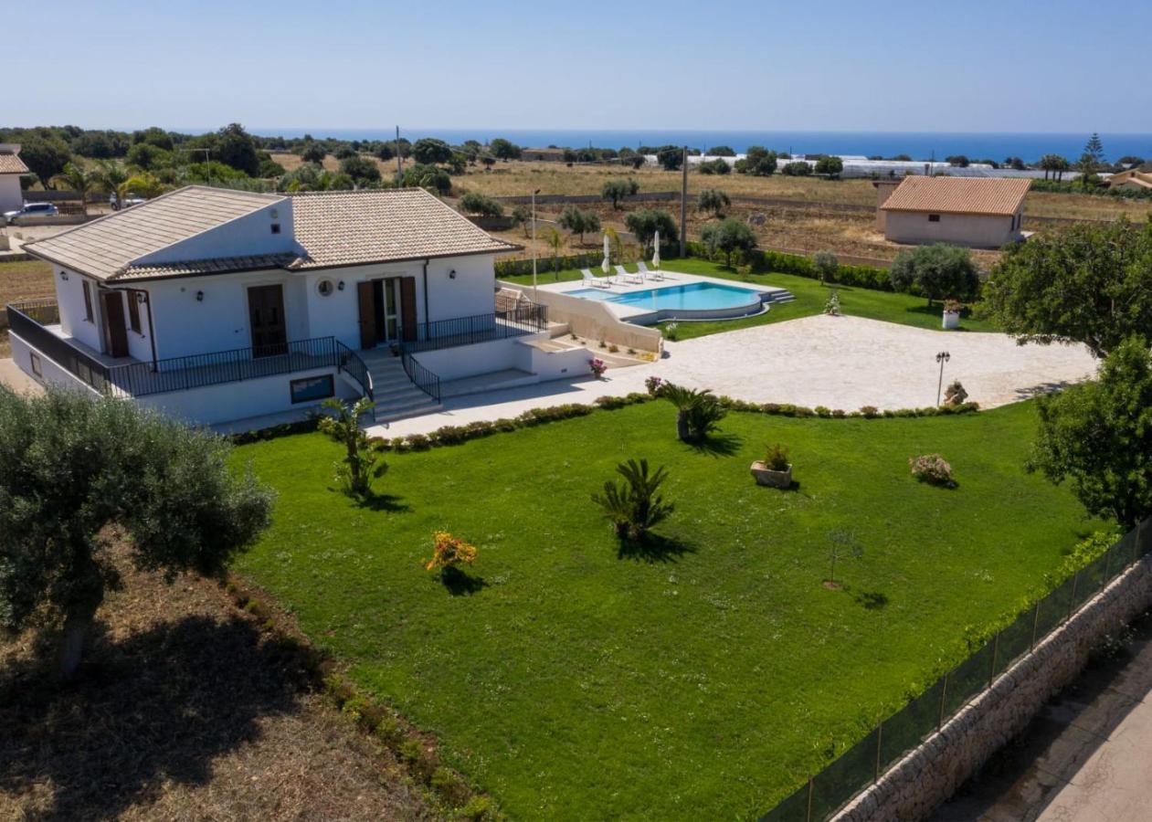 Casa Vacanze Il Mandorlo Scicli Exterior photo
